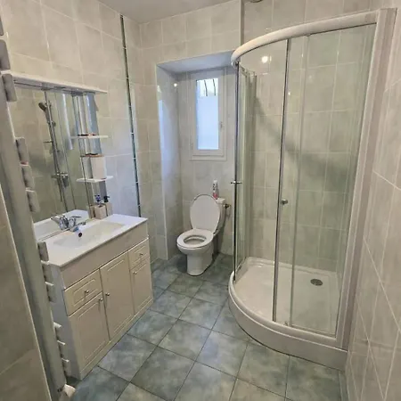 Chez Emilien Et Charline شقة